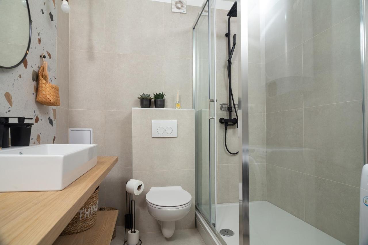 Sun And Sea Deluxe Apartments Split Bagian luar foto