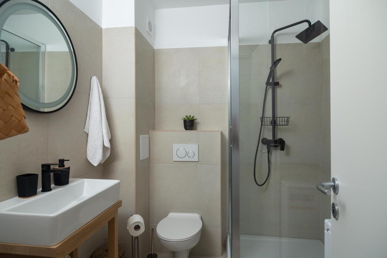 Sun And Sea Deluxe Apartments Split Bagian luar foto